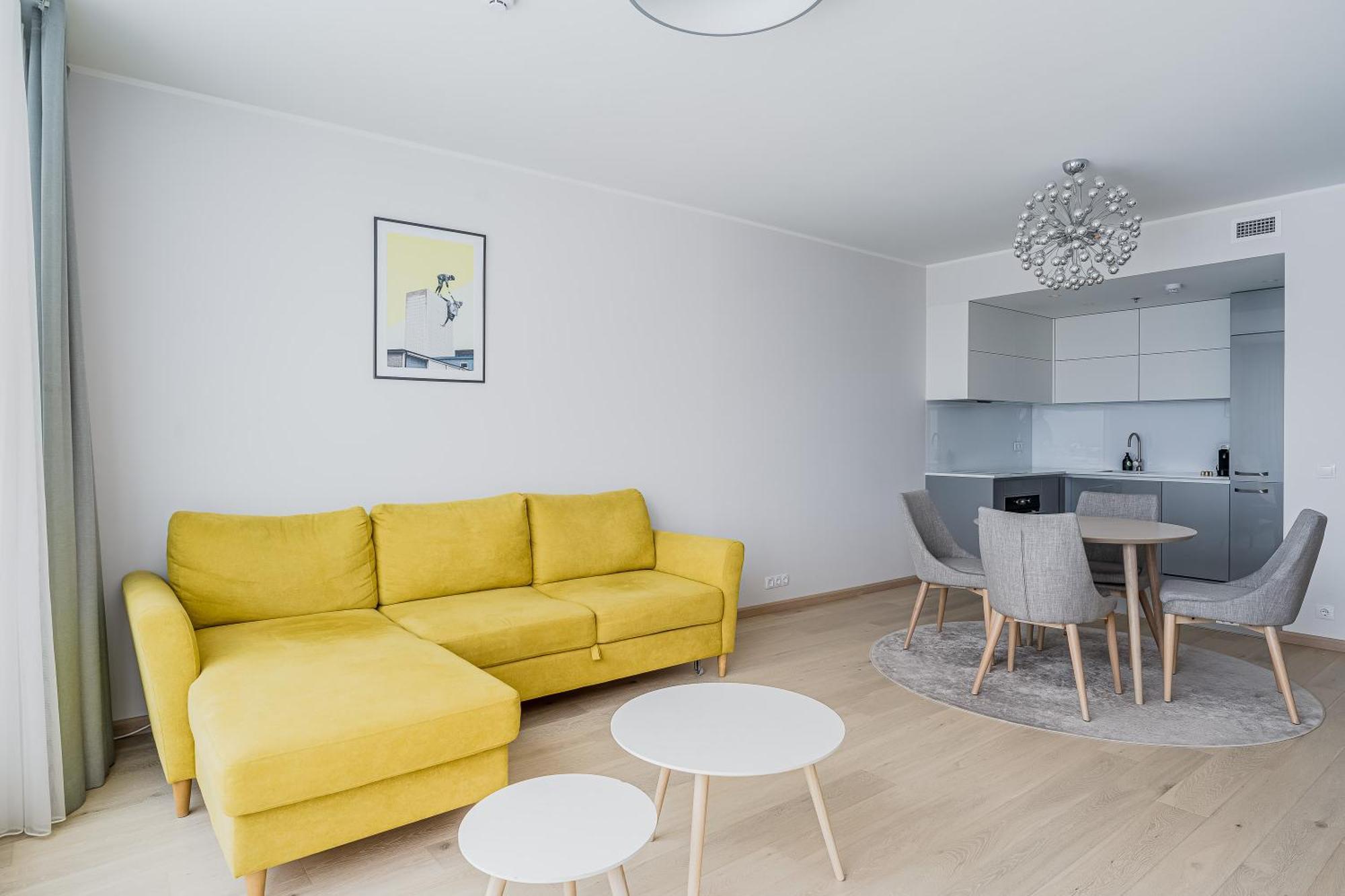 Revalia Fahle Airport Bus-Station Apartments With Best Views Exterior photo