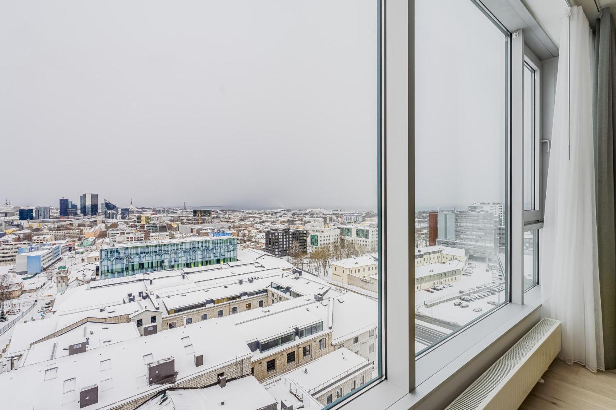 Revalia Fahle Airport Bus-Station Apartments With Best Views Exterior photo